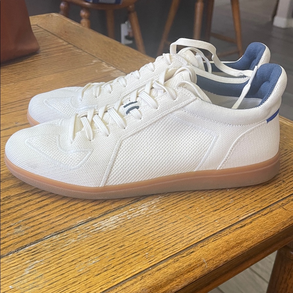 Rothy's Cream Color Knit Sneakers with Gum Sole and Navy Lining